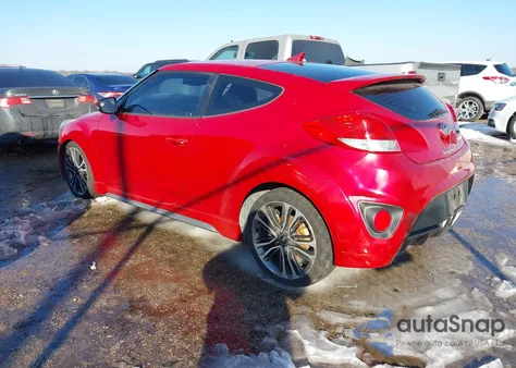 2016 Hyundai Veloster Turbo z USA, uszkodzony, nr VIN KMHTC6AE7GU264249